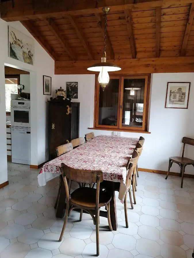 Chalet Erminea Chamonix 0*,